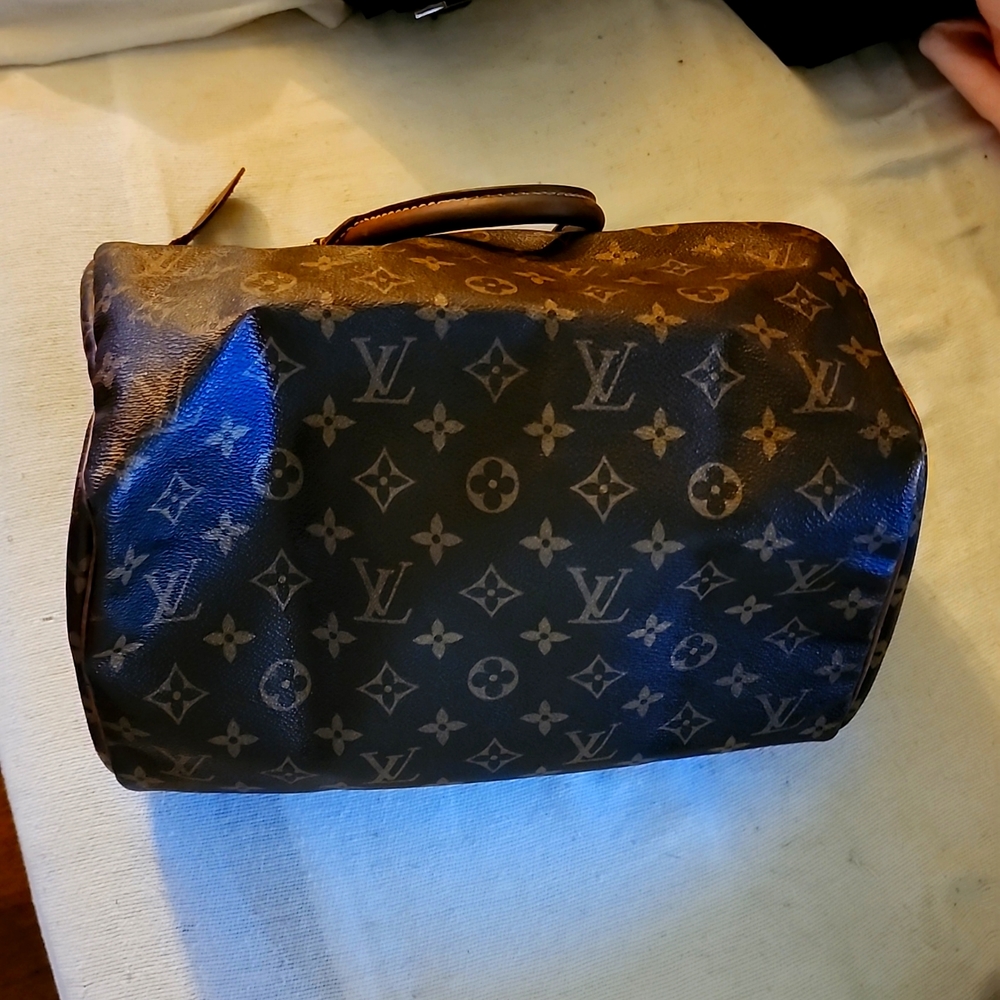 Louis Vuitton speedy 30